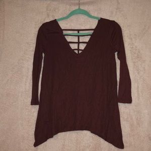 Flowy, quarter sleeve shirt